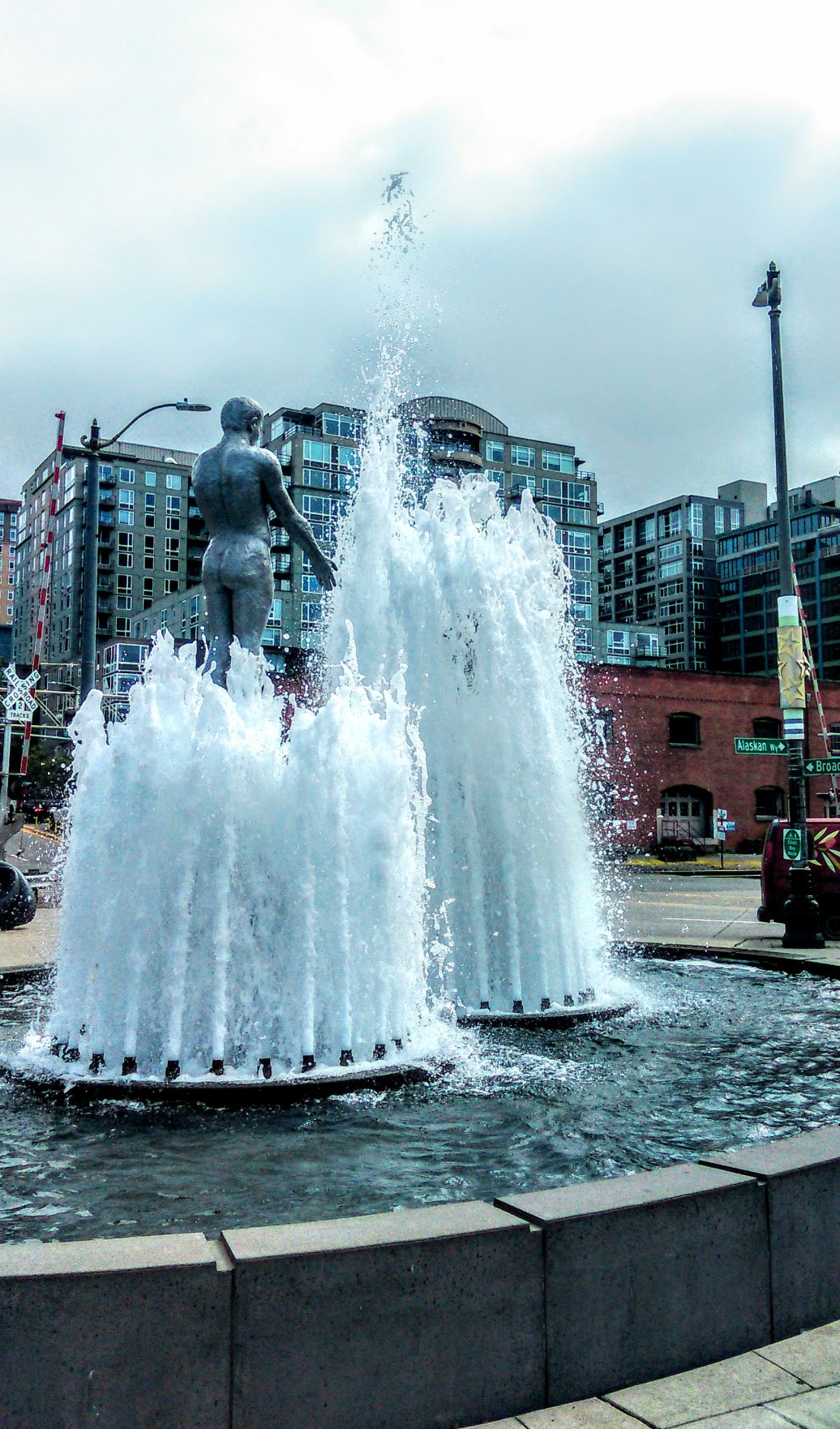 Elliott Bay Trail, Seattle Fountain2 - 92.jpg